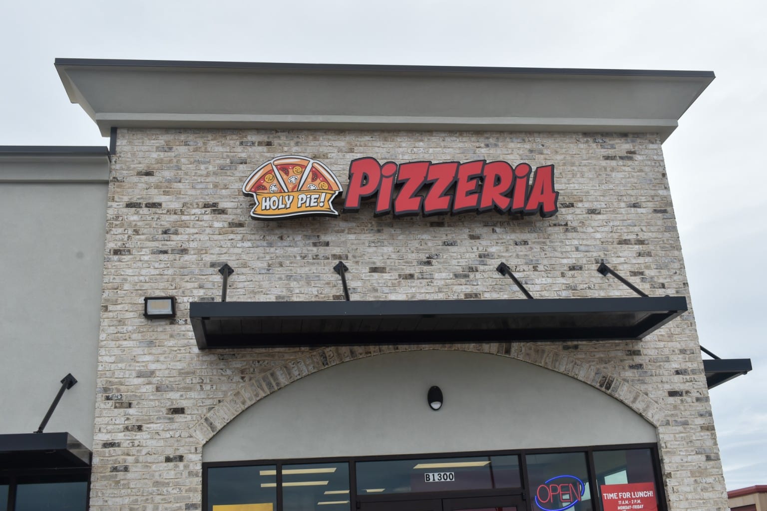 Holy Pie Holy Pie! Pizzeria opens new location in Perry – Houston Home Journal